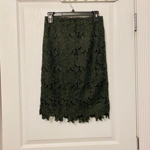 NWOT Ann Taylor Lace Skirt Size 0